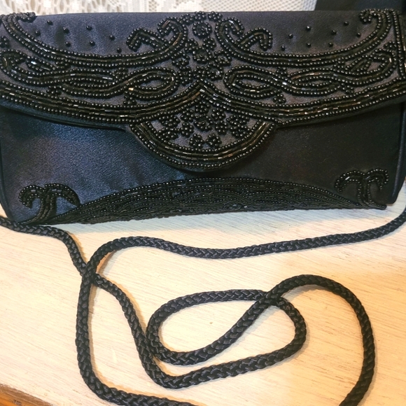 Lot of 3 Vintage Womens Evening Bags-- Tassels/Beaded/Black/Satin - Picture 3 of 4